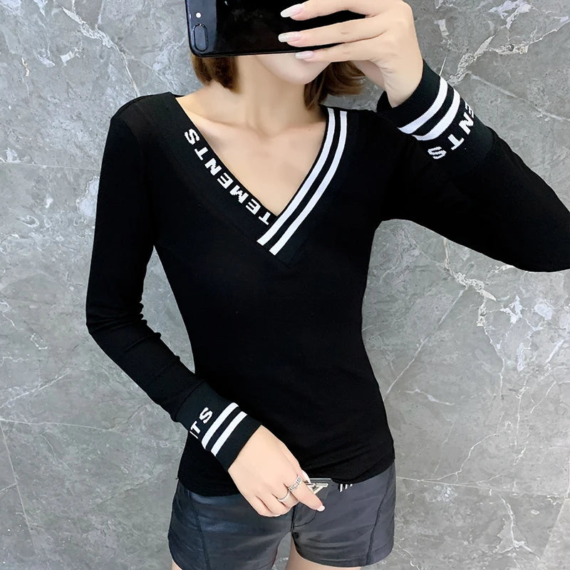 Fashion Sexy V-Neck T-shirt Women New Autumn Winter Tops European Clothes Long Sleeve Camiseta Mujer Bottoming Shirt Tees T9N101