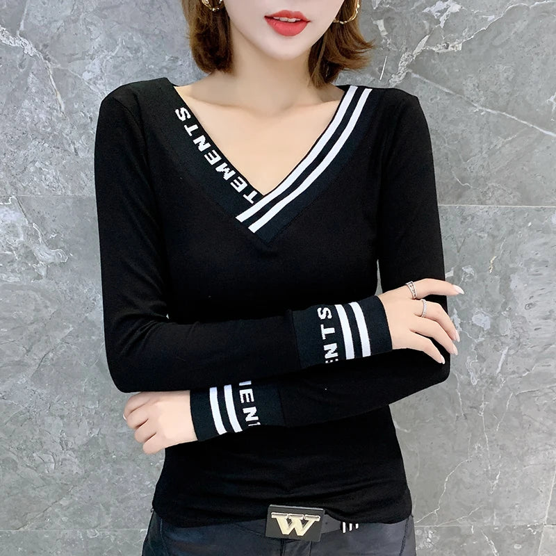 Fashion Sexy V-Neck T-shirt Women New Autumn Winter Tops European Clothes Long Sleeve Camiseta Mujer Bottoming Shirt Tees T9N101
