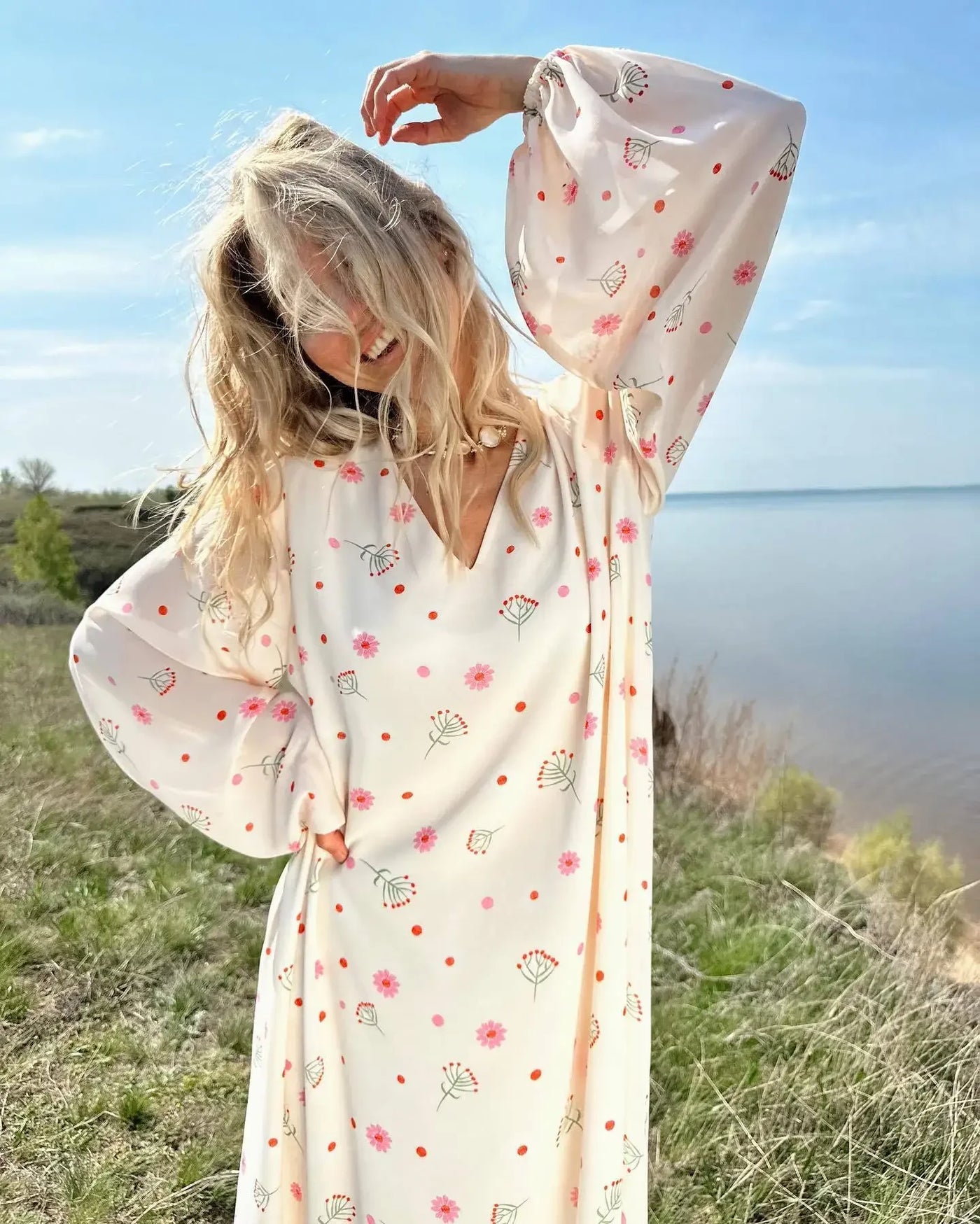 Wolfeel  Summer Women Printed Chiffon  V-neck Dress Sweet Casual Loose Beach Lace Up Long Skirts Fashionable Office Lady Dress